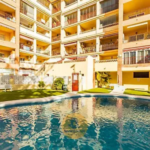 https://nice-2-bedroom-apartment-for-family-in-los-pacos.1costadelsol.com